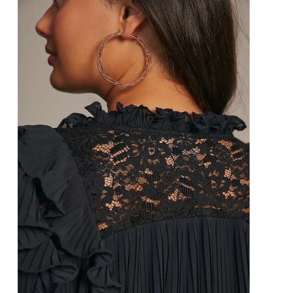 ANTHROPOLOGIE Pleated Ruffled Blouse Black Size XS - Picture 2 of 15